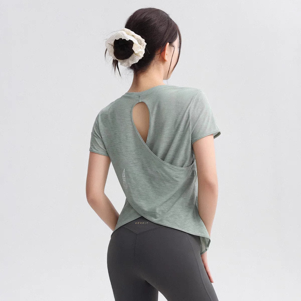 Women's Quick Drying Tight Fitting Sports T-shirt
