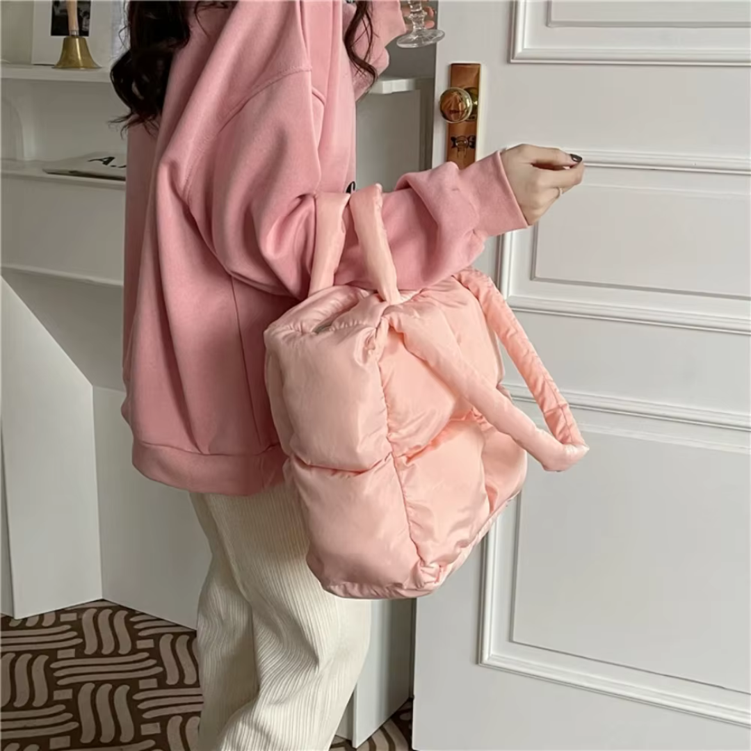 Soft shoulder bag for women – Large capacity, quilted design, padded & soft, perfect for fitness and everyday use
