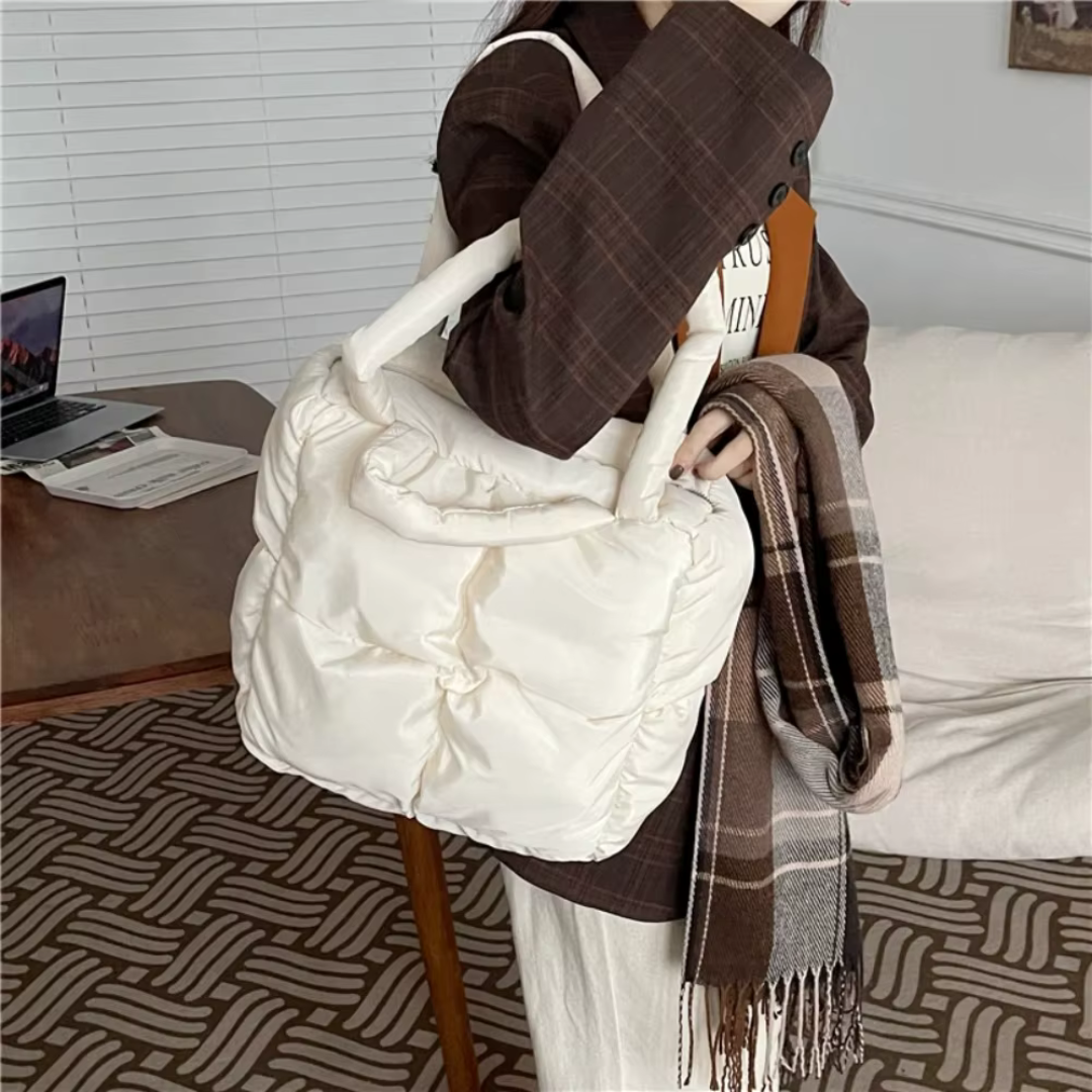 Soft shoulder bag for women – Large capacity, quilted design, padded & soft, perfect for fitness and everyday use